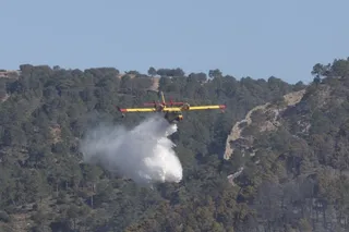 Los efectivos antiincendios.