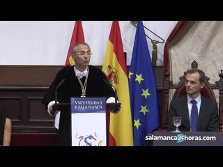 El rector de la USAL critica a los "comerciantes de títulos sin escrúpulos"