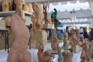 La Plaza de los Bandos acoge una nueva Feria del Barro con 34 artesanos
