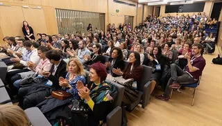 Un millar de antiguos alumnos celebran el aniversario de su graduación en la ciudad a través ‘Salamanca Finde’