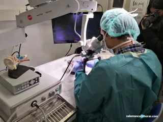Investigador investigación laboratorio