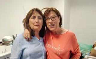 El hospital de Salamanca rinde homenaje a Toñi Gutiérrez y Pilar Peinador, dos trabajadoras del almacén que se jubilan