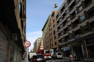 Intervención de Bomberos en la avenida de Italia (3)