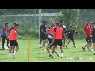 Entrenamiento previo al playoff de Unionistas CF