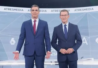 El presidente del Gobierno y candidato del PSOE a la reelección, Pedro Sánchez (i), y el candidato del PP a la presidencia, Alberto Núñez Feijóo (d). EP
