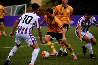 Sergio Astudillo, en una acción entre el Real Valladolid DH Unionistas B | FOTO USCF BASE | FOTO USCF BASE