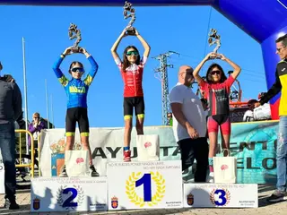 Podio Daida Garcia y Martina Santos en Guijuelo ECS