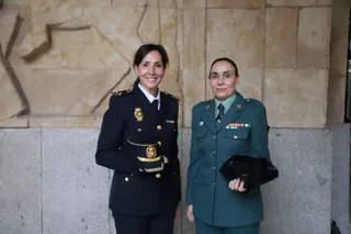 La inspectora Beatriz Ramos, jefa del Grupo Operativo de Extranjería de la Policía Nacional de Salamanca, y la agente de la Guardia Civil, María Begoña Picado