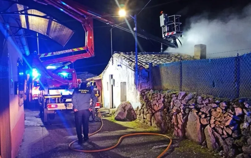 Incendio de una vivienda en Ledesma