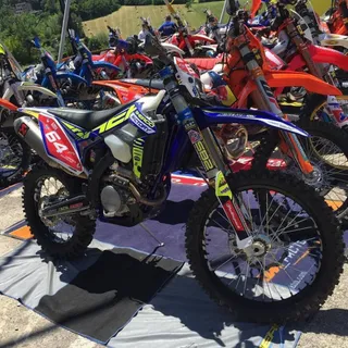 El salmantino Lorenzo Santolino, séptimo en el GP de Italia de Enduro