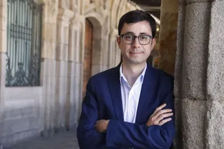José Luis Mateos en los soportales de la Plaza Mayor | Foto: Andrea M.