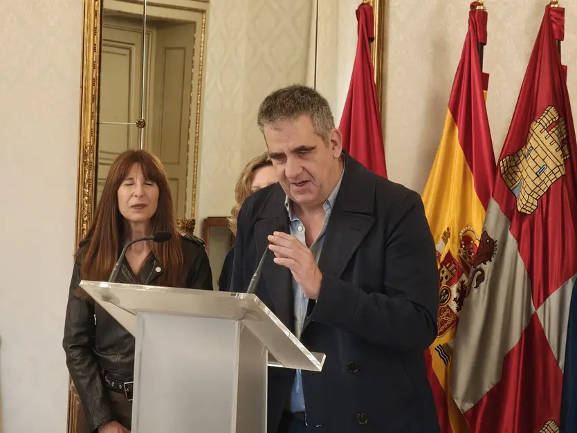 Agustín Ledesma, de Retina Salamanca, celebra el Día Mundial de la Visión
