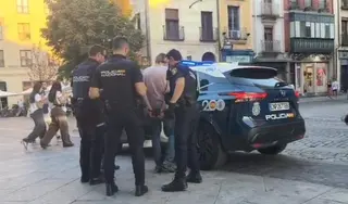 Detenido en la Plaza Mayor de Salamanca tras una orden de búsqueda y captura