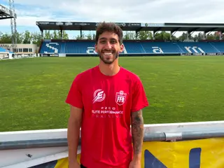 Álvaro Gómez, en el estadio Reina Sofía antes de las pruebas físicas.