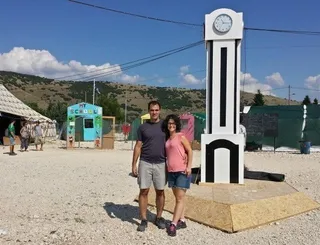 'Llevando sonrisas' al Campo de Refugiados de Katsikas en Grecia