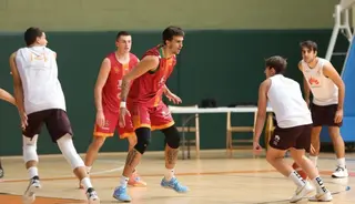 Ante Sustic ante Zentro Madrid Basket / FOTO SALAMANCA24HORAS.COM