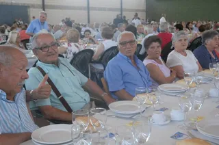 Homenaje a los mayores en Guijuelo