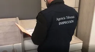 Economía.- Hacienda lanza una macrooperación contra las ventas ocultas en el sec