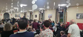 Concierto de la Rondalla Salamanca e inauguración del nacimiento en la Residencia de Asistidos de la Diputación