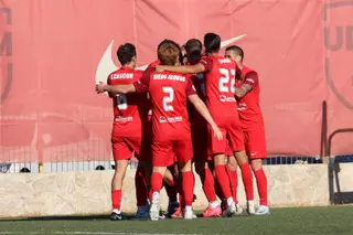 Los jugadores del Santa Marta celebran un gol ante el Villaralbo | FOTO UD SANTA MARTA