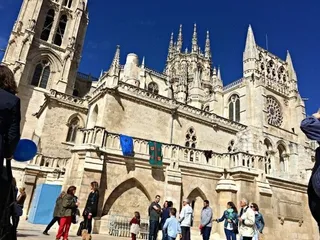 Tras tres años de investigación sale a la luz la obra Las vidrieras de la Catedral de Burgos