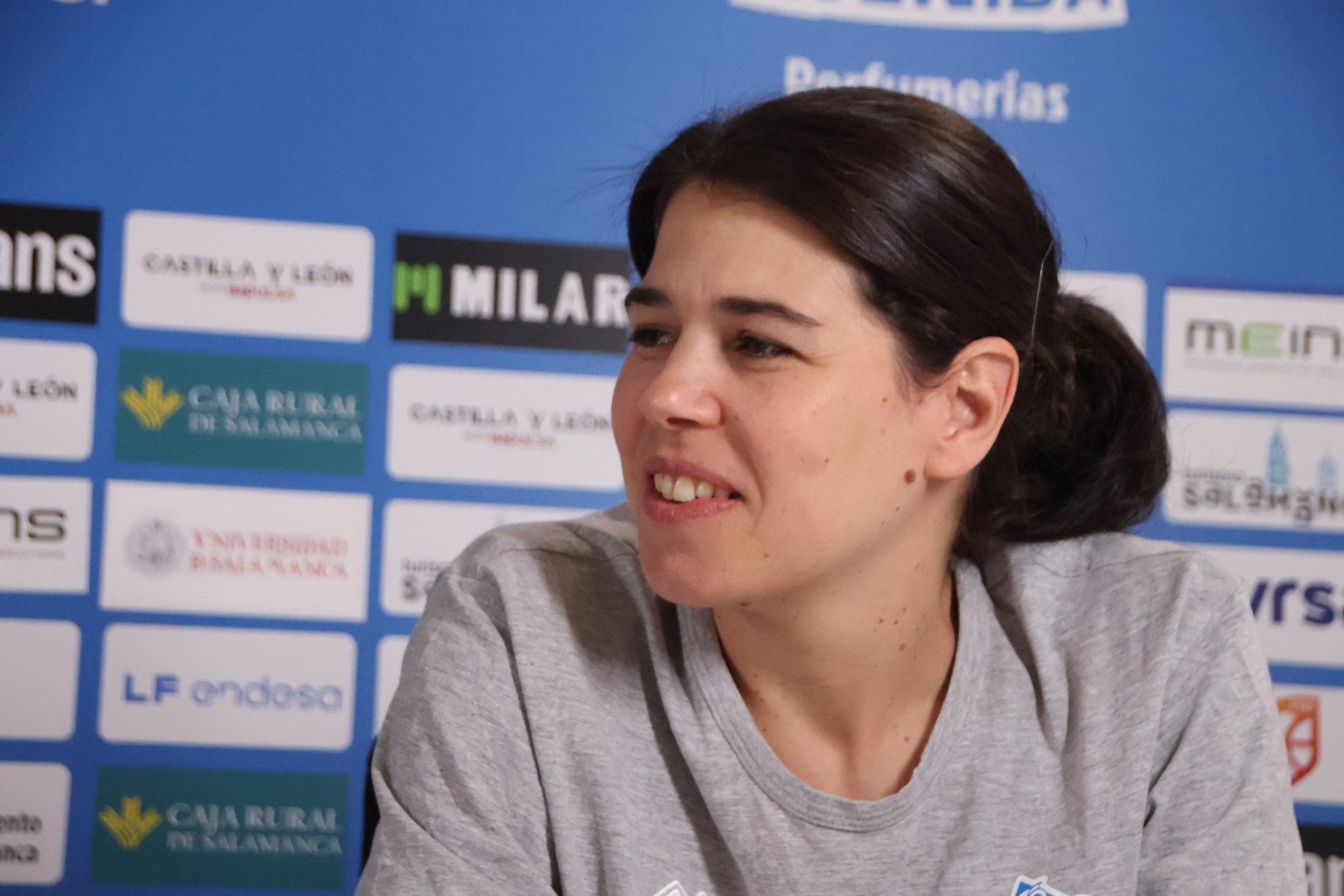 Rueda De Prensa De Presentaci&oacute;n De Davinia &Aacute;ngel (7)