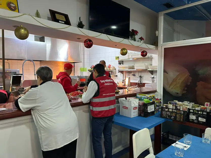Coca-Cola se une al Comedor de los Pobres para repartir más de 250 comidas en Salamanca