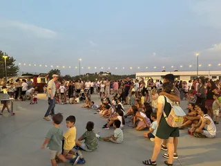 Feria Food Trucks en Aldeatejada en la plaza Mayalde | Belén Hurtado