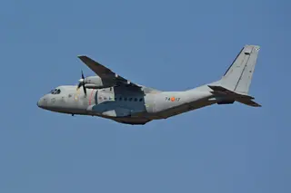 Imagen de uno de los aviones de la Escuela Militar de Transporte Aéreo de Matacán