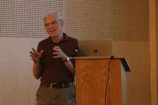 Richards Henderson, premio Nobel, visita Salamanca I Curso Internacional avanzado en Biofísica y Biología Estructural (BiophySAL) | Belén Hurtado
