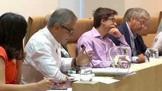 Nuevos 'rapapolvos' a las propuestas y comentarios de Ganemos del resto de grupos municipales
