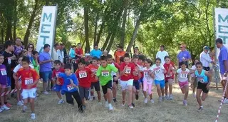 Alejandro Codesal e Isabel Almaraz ganan el Cross Isla del Soto
