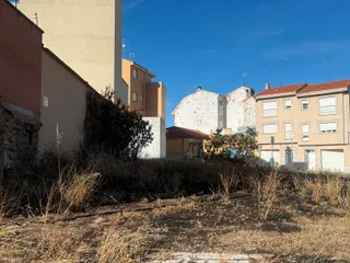 Solar incendiado en Pizarrales
