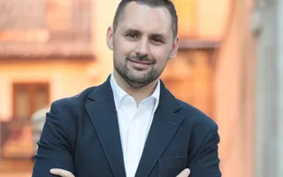 Por Ávila se reúne con Mañueco pero no define el sentido de su voto sobre la moción