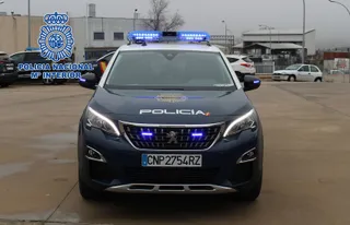La Policía Nacional de Salamanca incorpora a su flota un vehículo híbrido enchufable