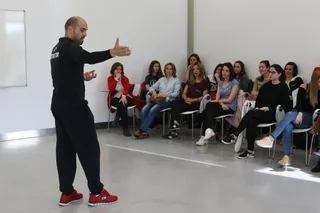 Curso de autodefensa para personal sanitario.