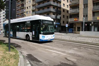 Autobús urbano de Salamanca en foto de archivo