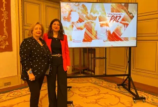 Miryam Rodríguez, presenta la nueva edición del programa 'Vacaciones en paz' junto a Ángeles Giménez presidenta de AMPUSASA