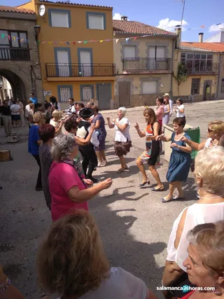 Citas litúrgicas, folklore y convite en las fiestas de Pereña (6)