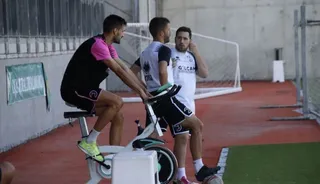 De Miguel, al margen en una sesión de entrenamiento en el Municipal Vicente del Bosque | FOTO SALAMANCA24HORAS.COM