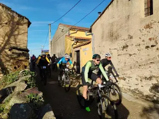 Saelices El Chico celebra la VIII Ruta BTT del Pavo