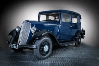 El Museo de Historia de la Automoción de Salamanca expone un Renault Monaquatre de 1933 como pieza del mes de octubre