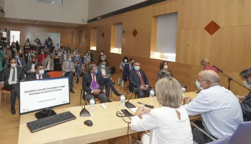 Casado e Igea, con los presidentes de las diputaciones y gerentes de Atención Primaria