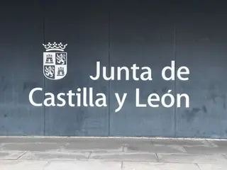 Delegación Territorial de la Junta de Castilla y León Edificio ESAUN (2)