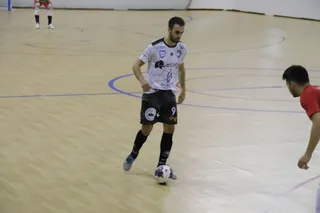 Beñat, en el derbi ante el Alhambra de Guijuelo.