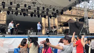 Ensayo Toni Hadley en la Plaza Mayor de Salamanca.