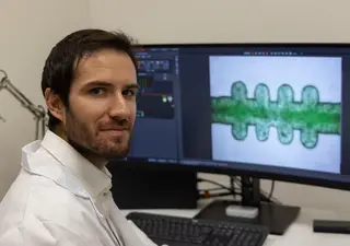 El investigador Francisco Lorenzo, científico de la Universidad de Salamanca en el Centro de Investigación del Cáncer | Susana Martín | ICAL