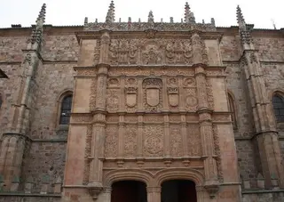 Fachada USAL