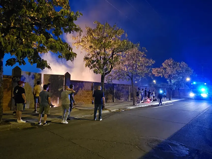 Incendio en un solar de Peñaranda
