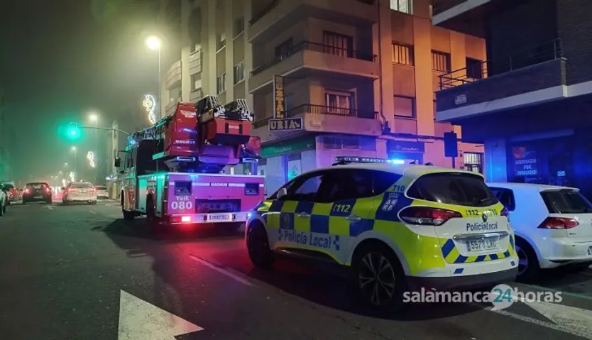 Intervención policial y de bomberos en Avenida Italia